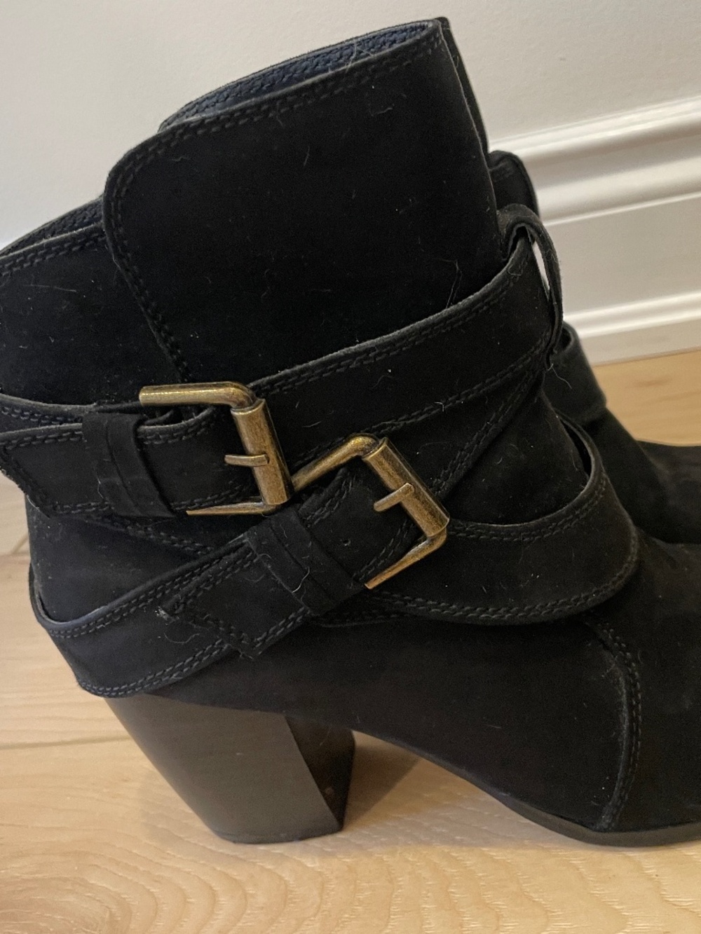 American Eagle Black Faux Suede Buckle Boots